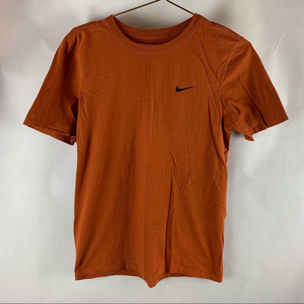 Nike Men’s Size S Orange Tee